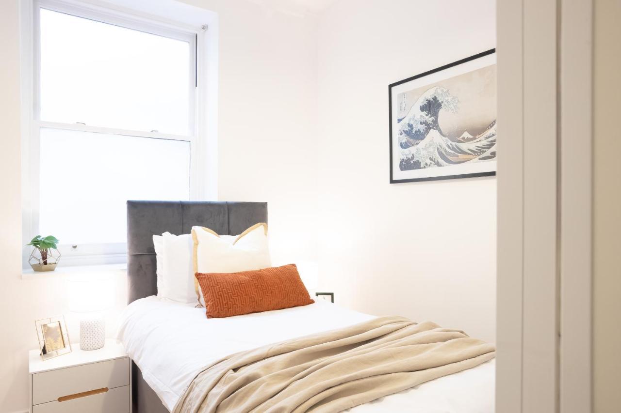 Perfect For Business & Corporate Stays - Three Bed With City View Shoreditch ลอนดอน ภายนอก รูปภาพ